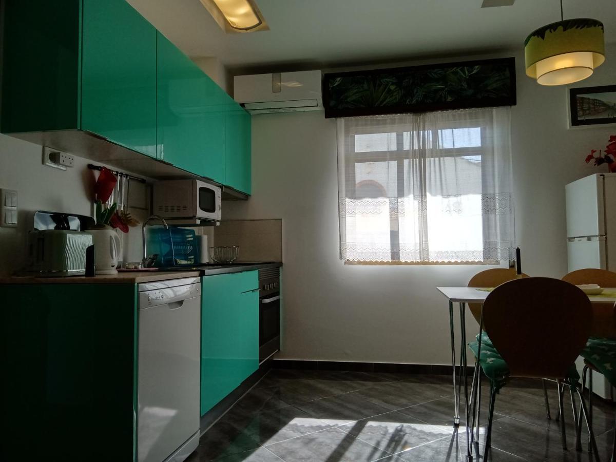 Little Wonder Apartment Albufeira Bagian luar foto